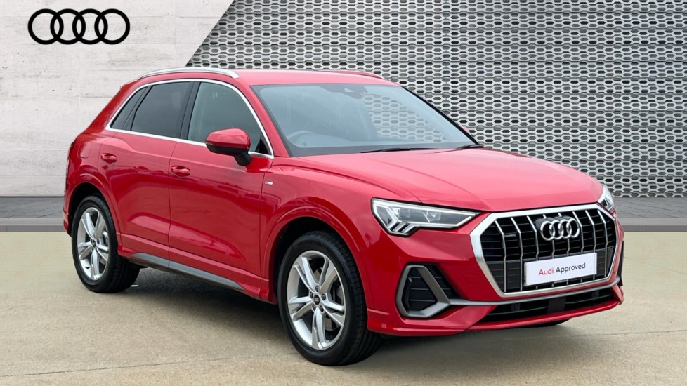 Main listing image - Audi Q3