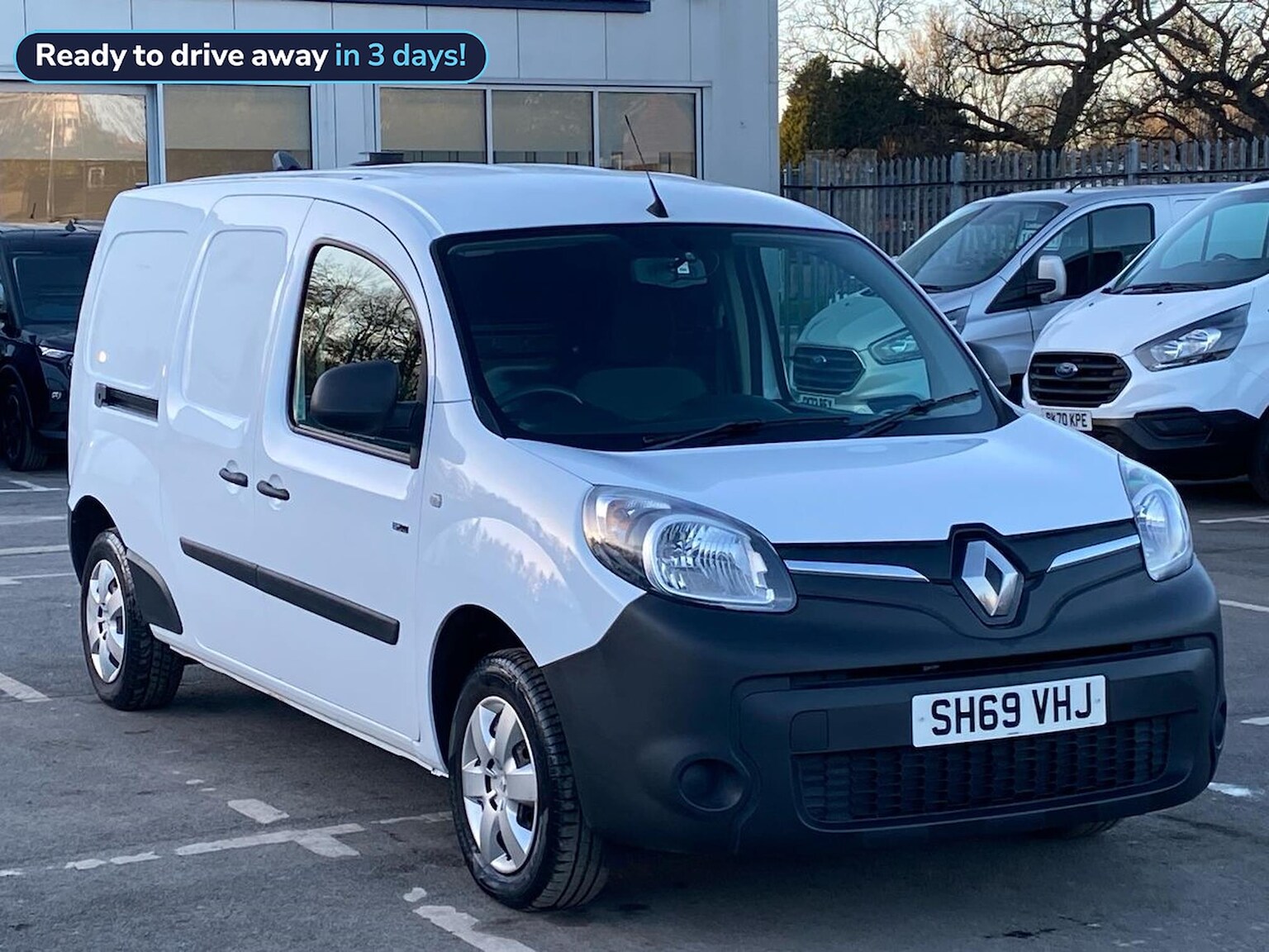 Main listing image - Renault Kangoo E-Tech