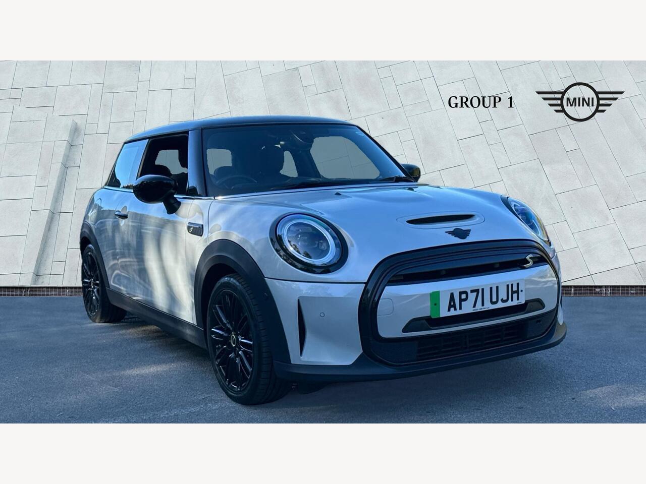 Main listing image - MINI Electric