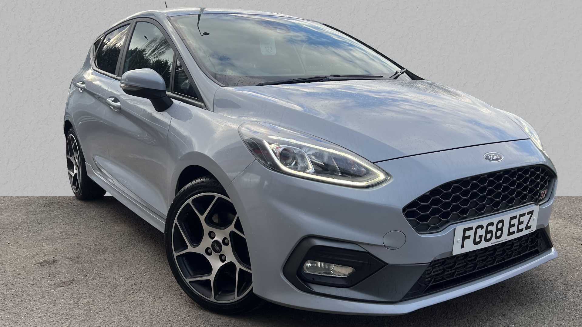 Main listing image - Ford Fiesta ST