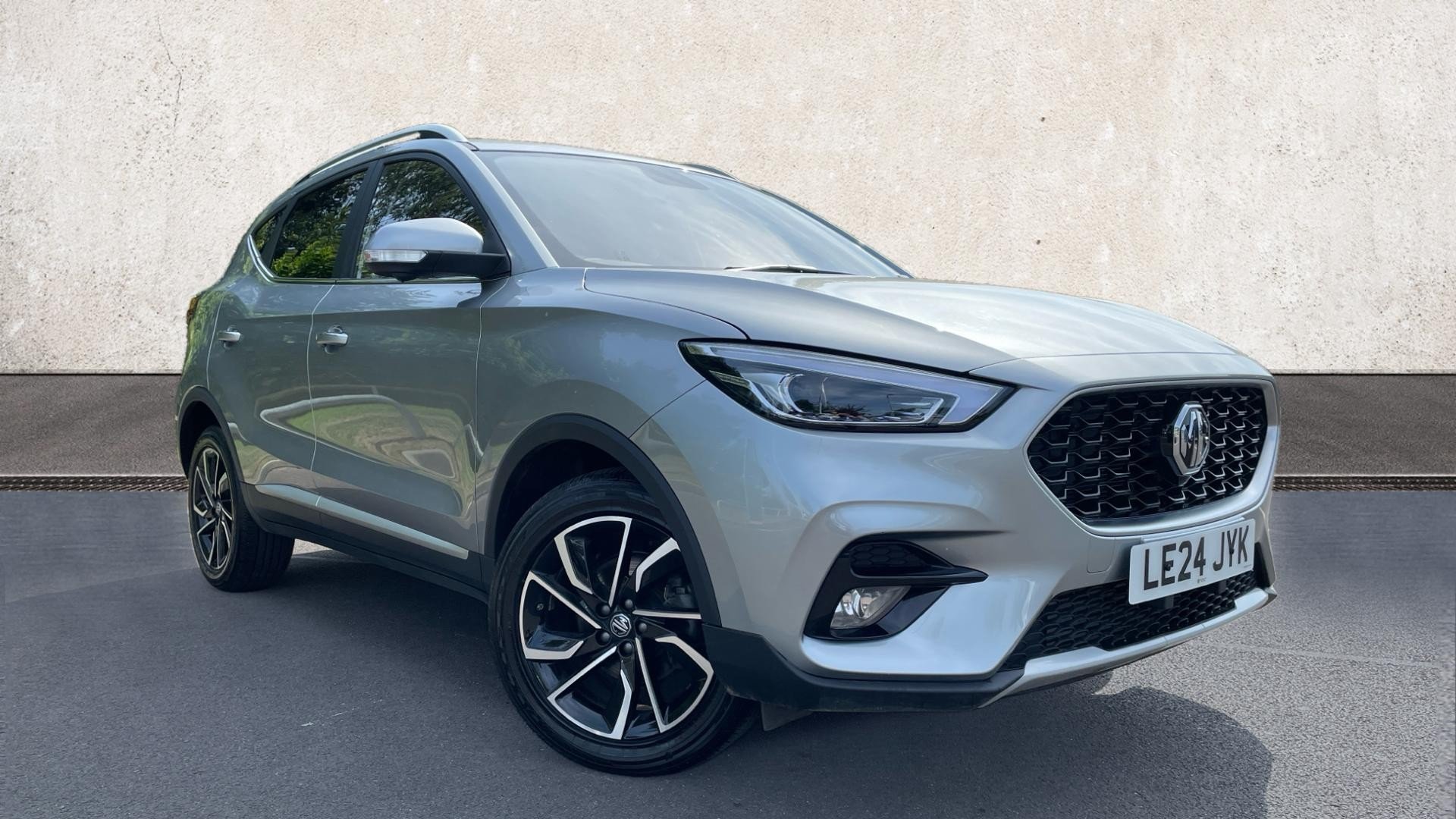 Main listing image - MG ZS