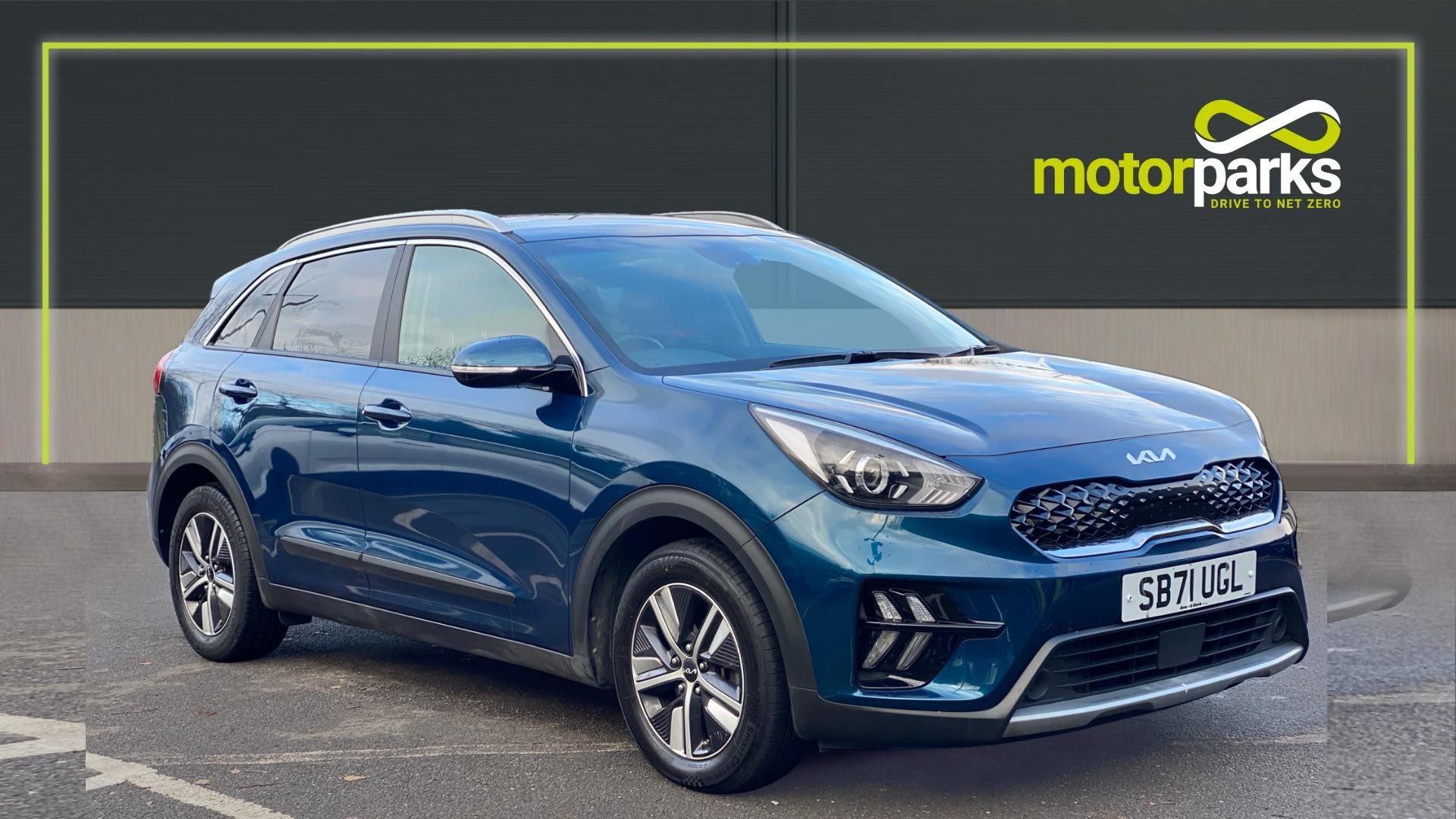 Main listing image - Kia Niro