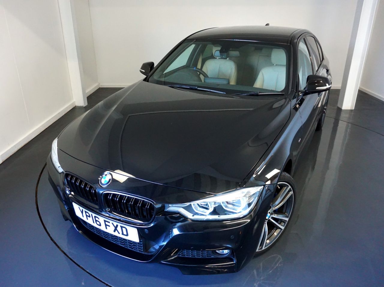 Main listing image - BMW 3 Series