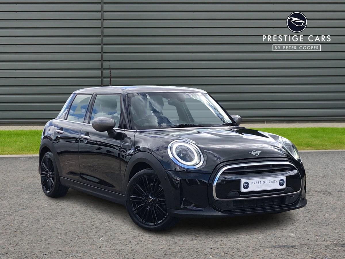 Main listing image - MINI Hatchback 5dr
