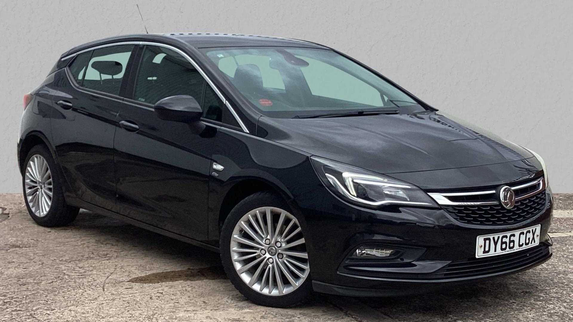 Main listing image - Vauxhall Astra