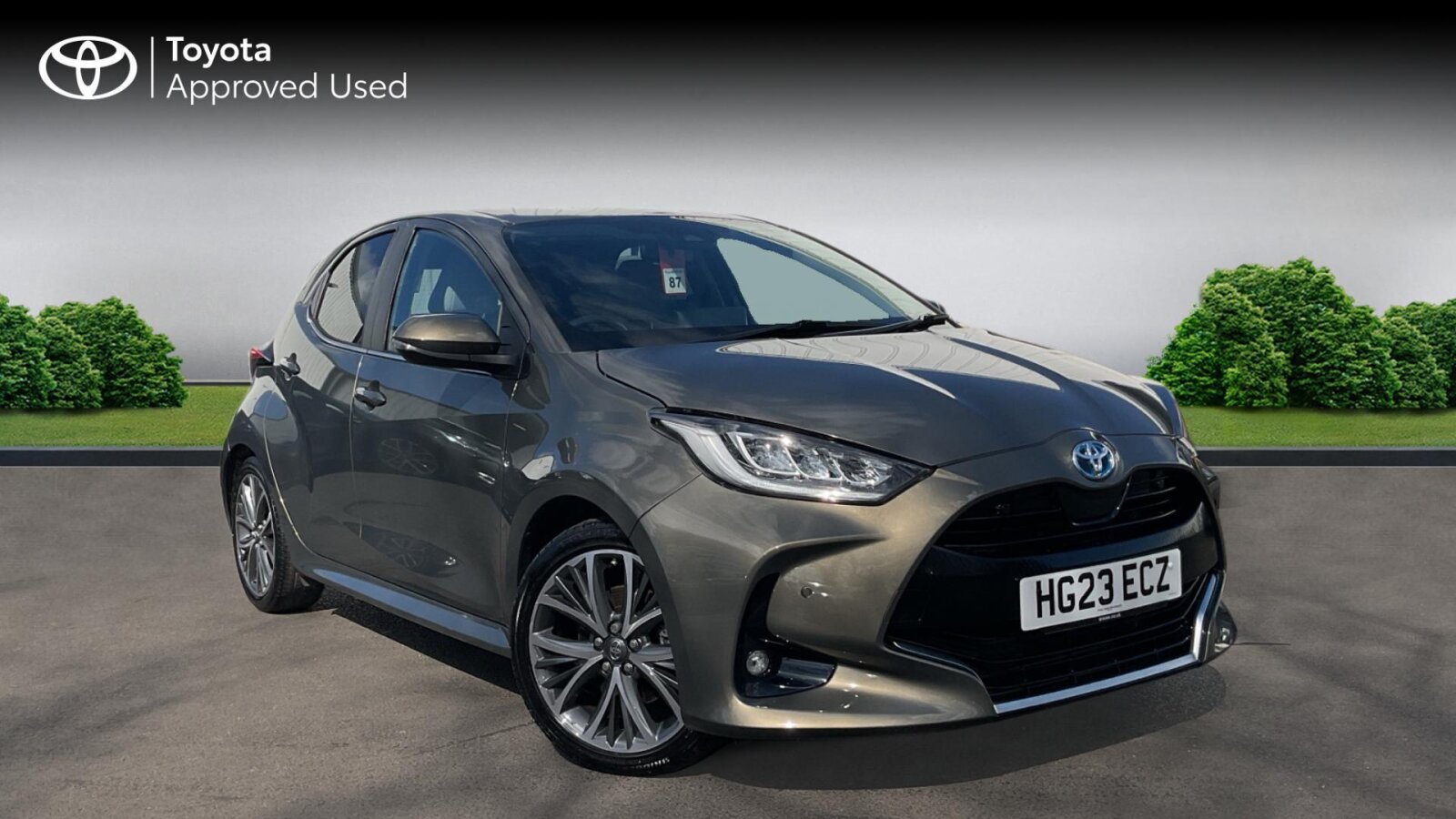 Main listing image - Toyota Yaris