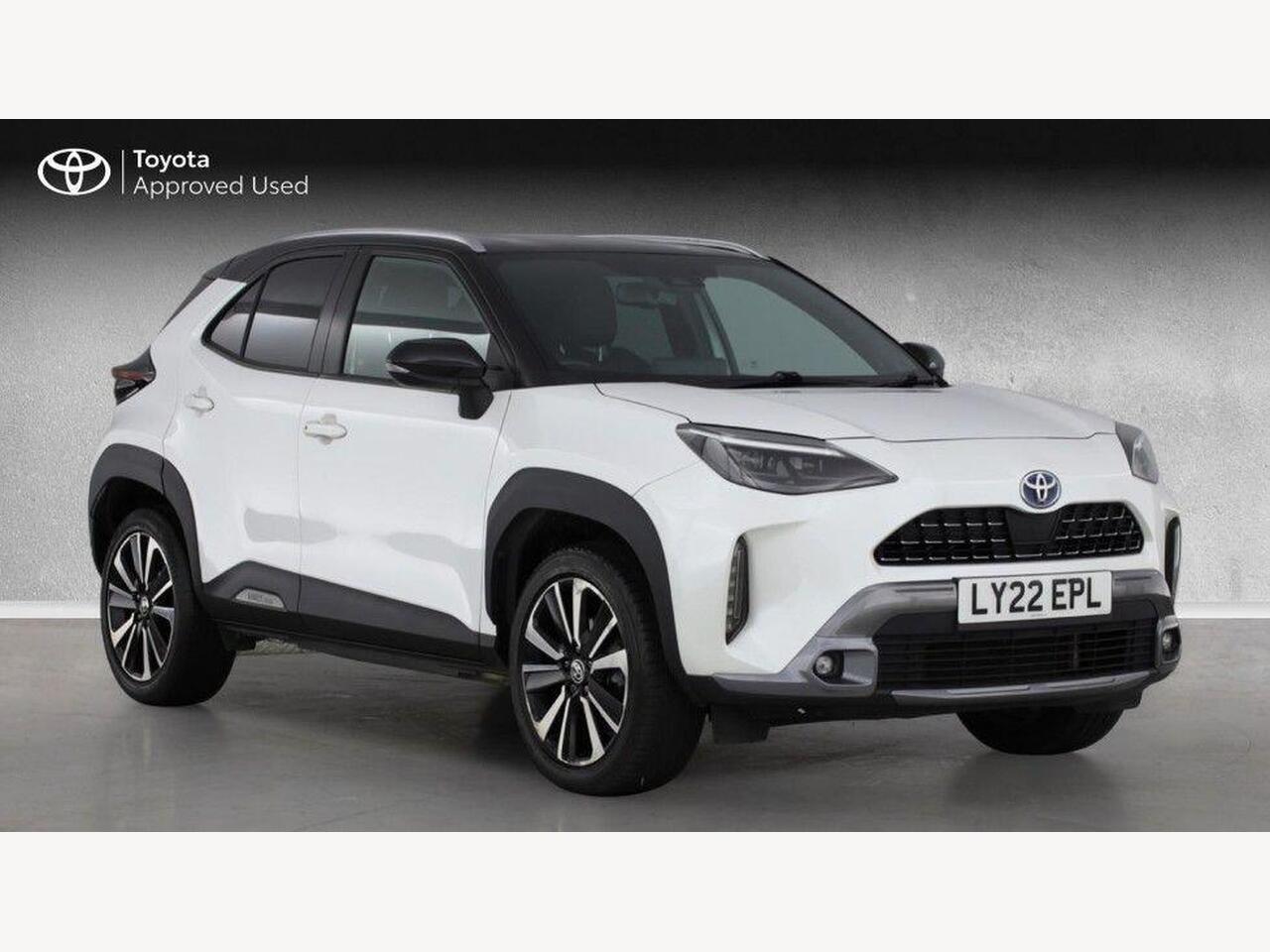 Main listing image - Toyota Yaris Cross