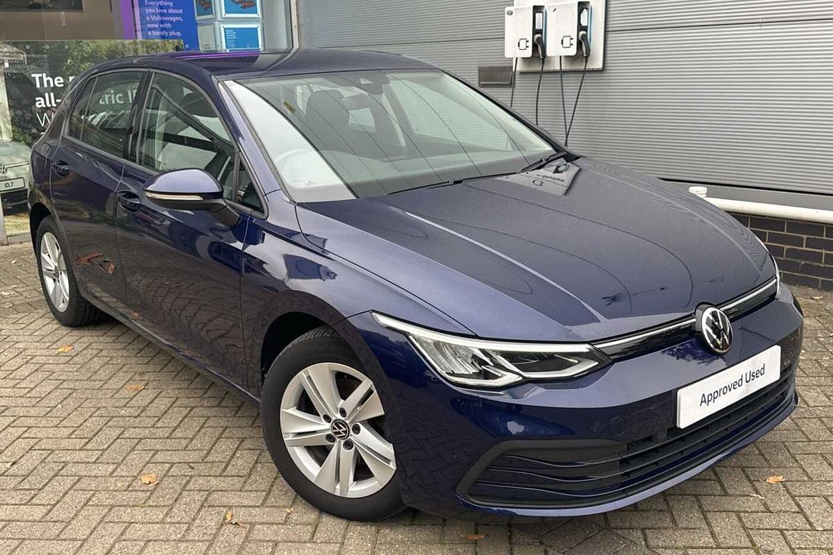 Main listing image - Volkswagen Golf