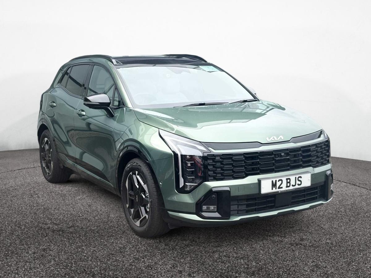 Main listing image - Kia Sportage