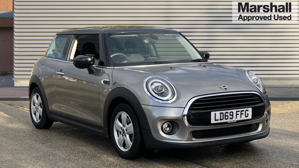 Main listing image - MINI Hatchback