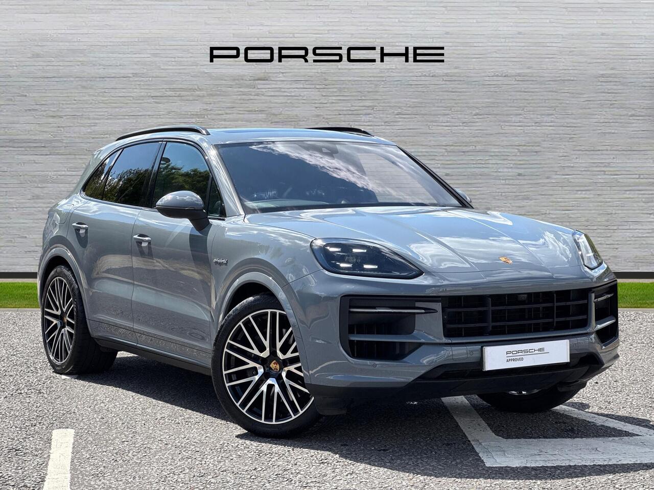 Main listing image - Porsche Cayenne