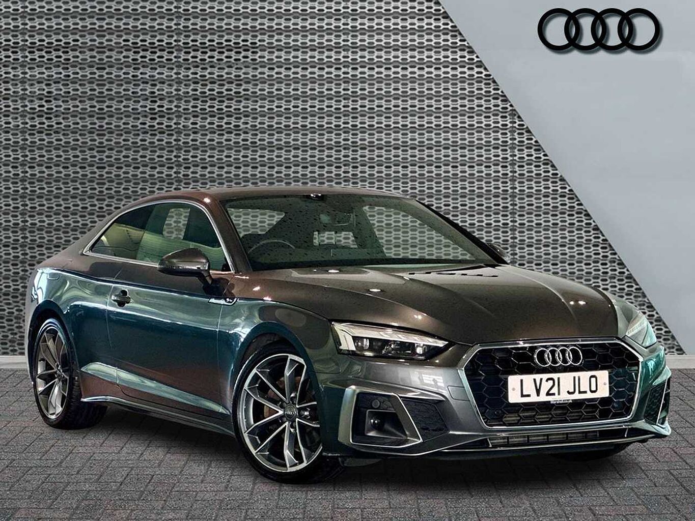 Main listing image - Audi A5
