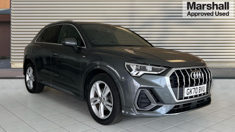 Main listing image - Audi Q3