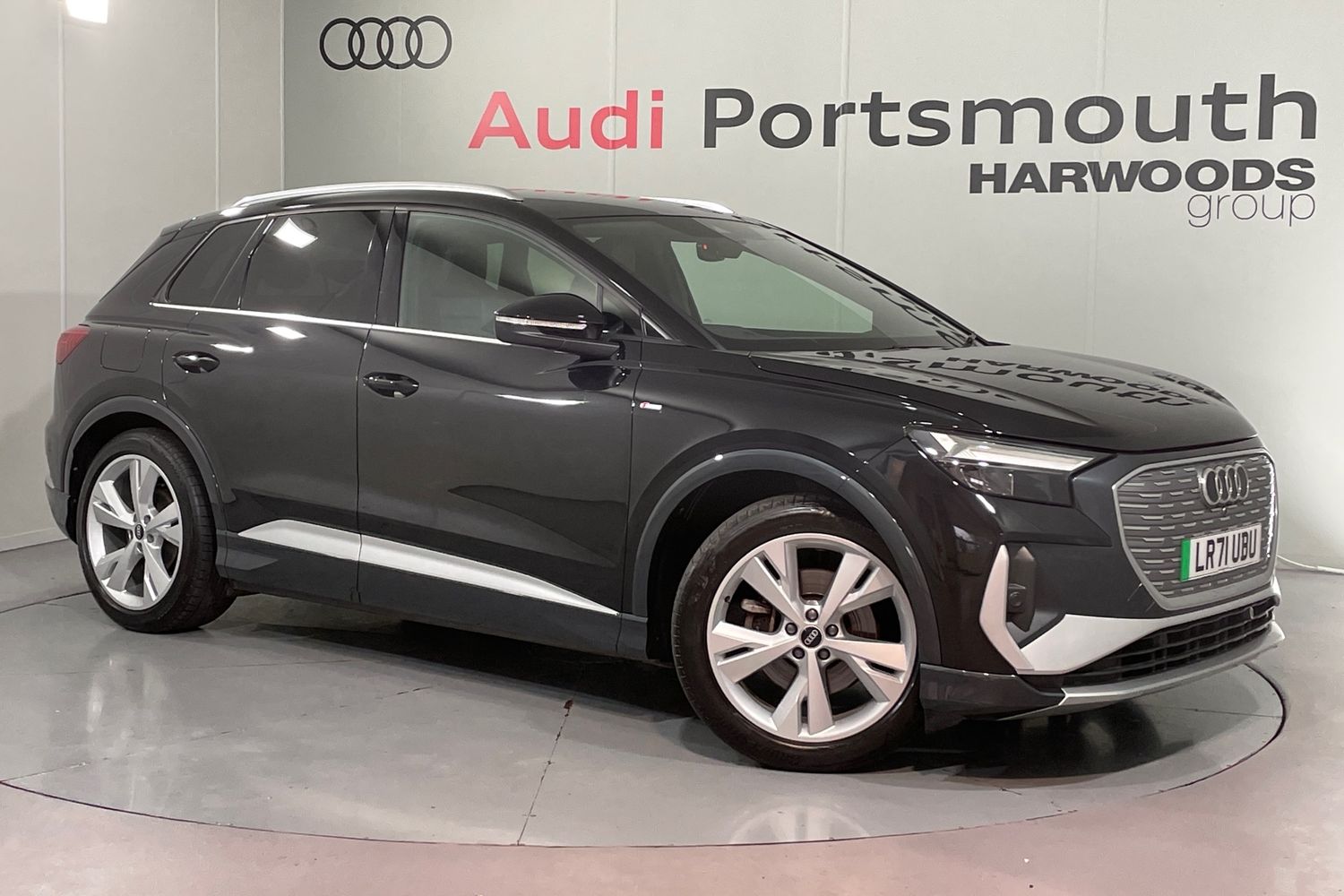 Main listing image - Audi Q4