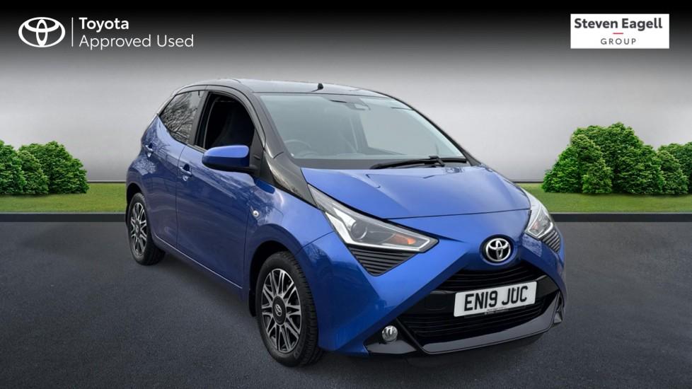 Main listing image - Toyota Aygo