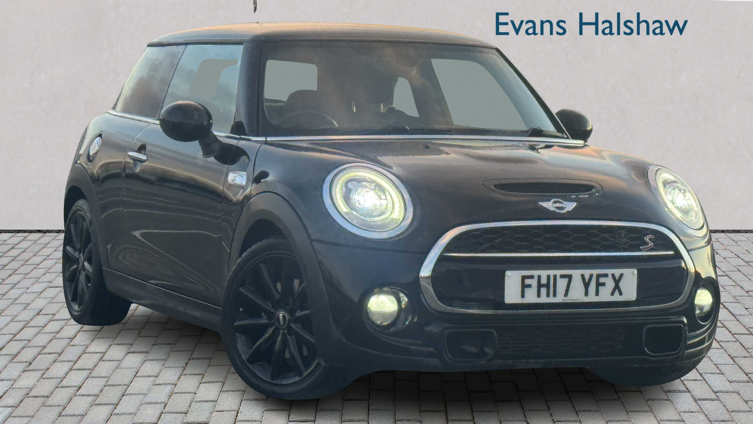 Main listing image - MINI Hatchback