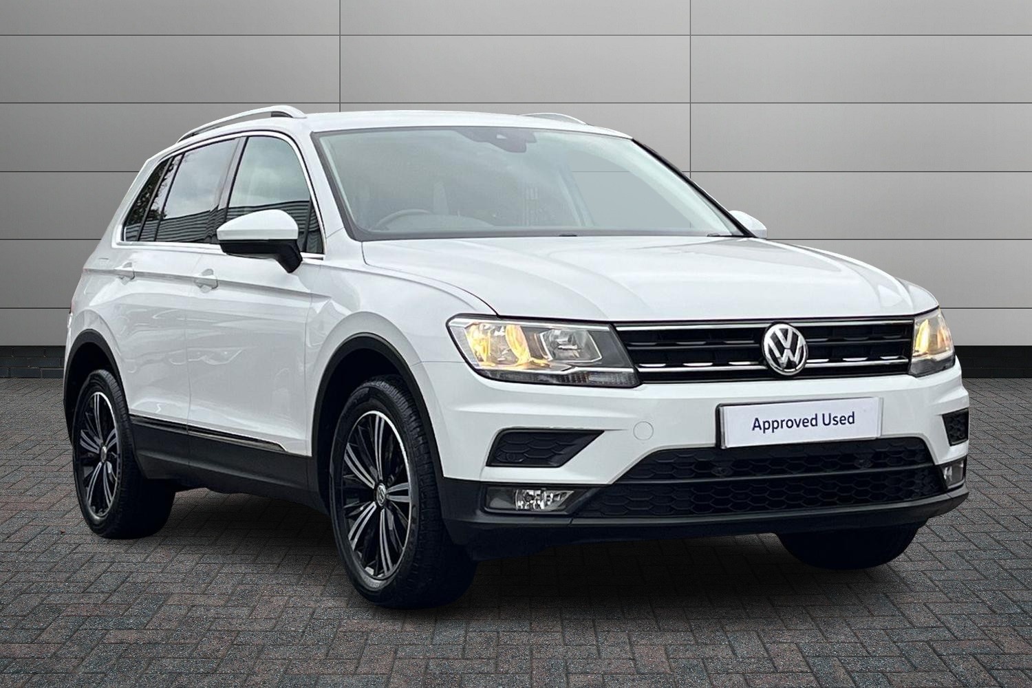 Main listing image - Volkswagen Tiguan