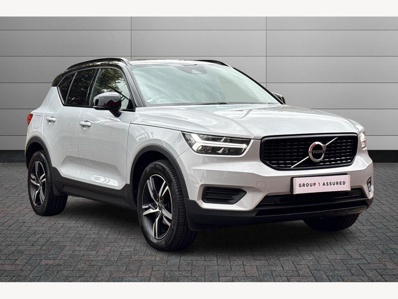 Main listing image - Volvo XC40