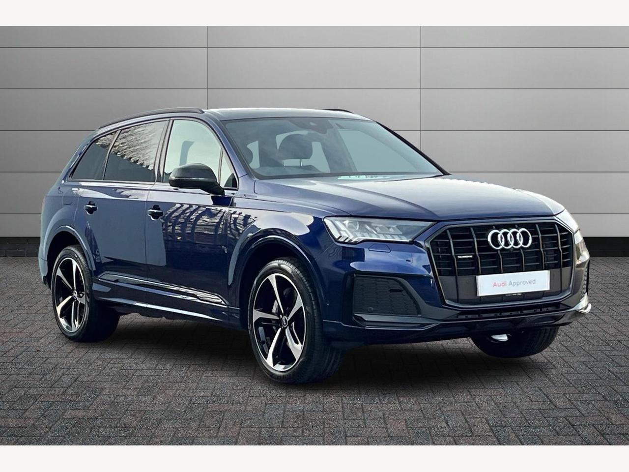 Main listing image - Audi Q7