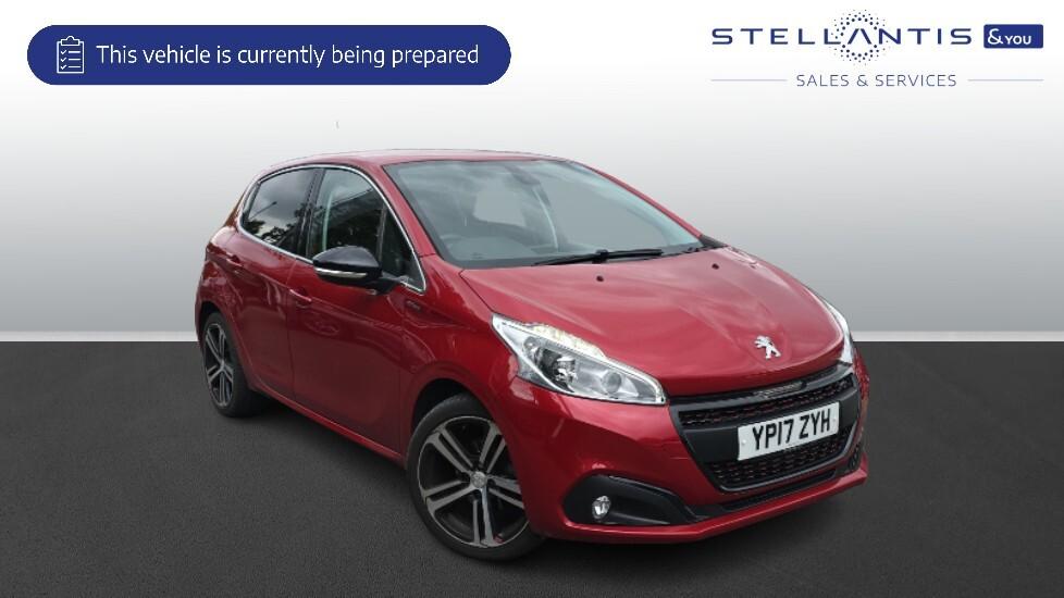 Main listing image - Peugeot 208