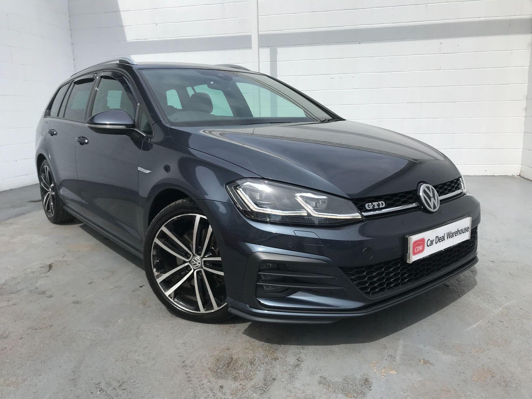 Main listing image - Volkswagen Golf