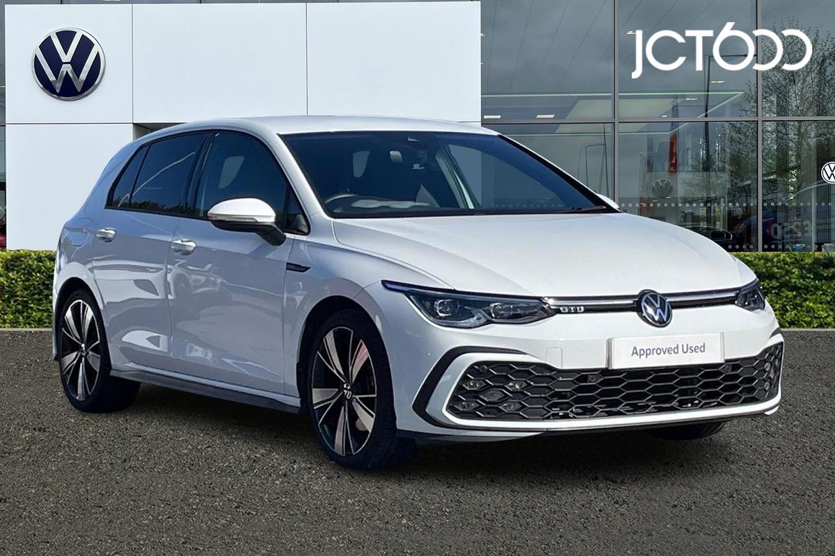 Main listing image - Volkswagen Golf