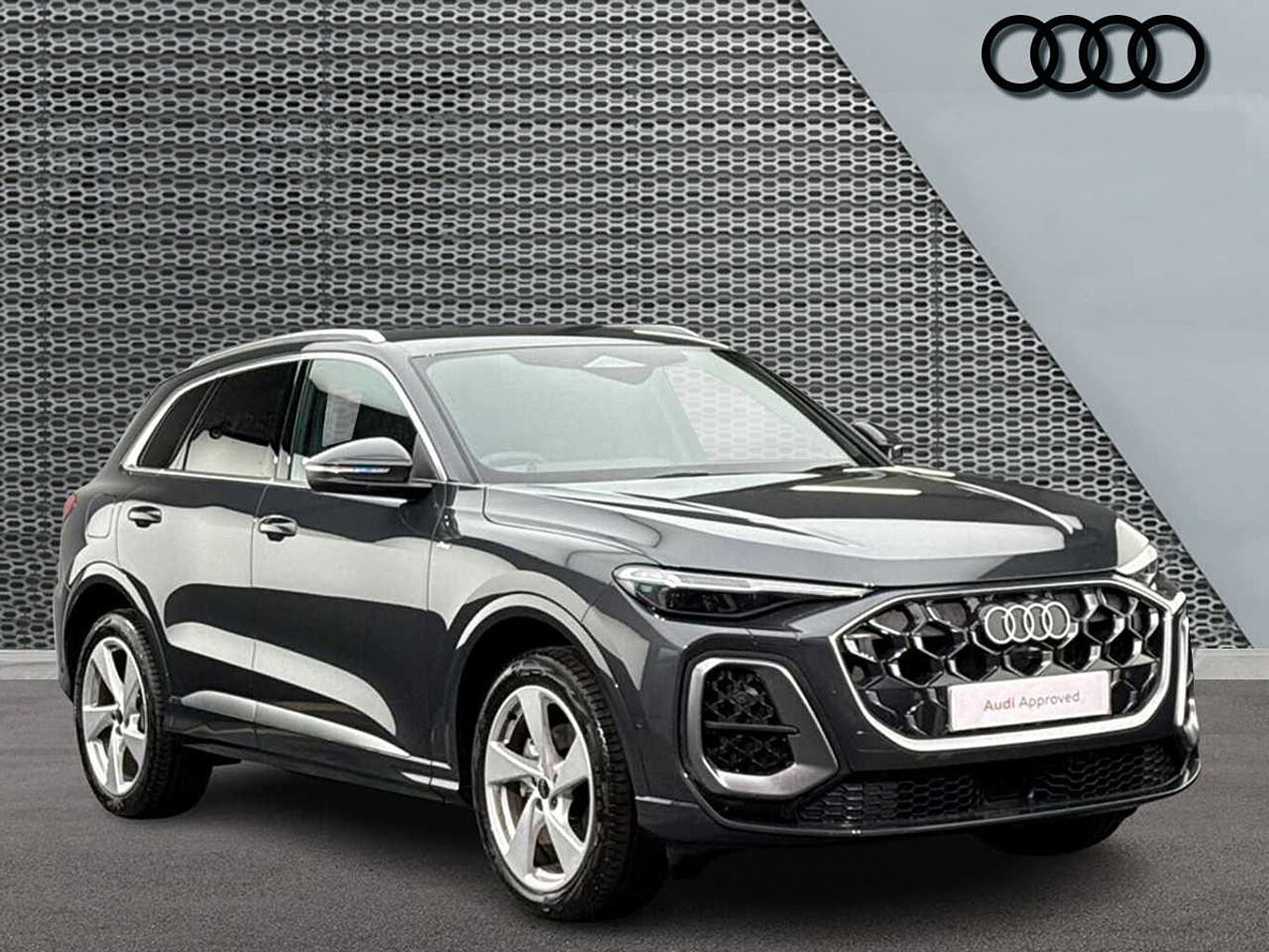 Main listing image - Audi Q5
