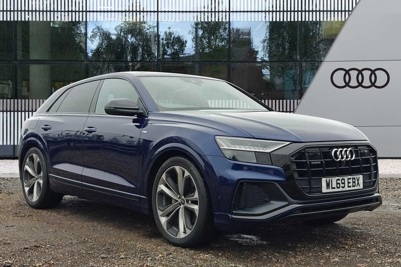 Main listing image - Audi Q8