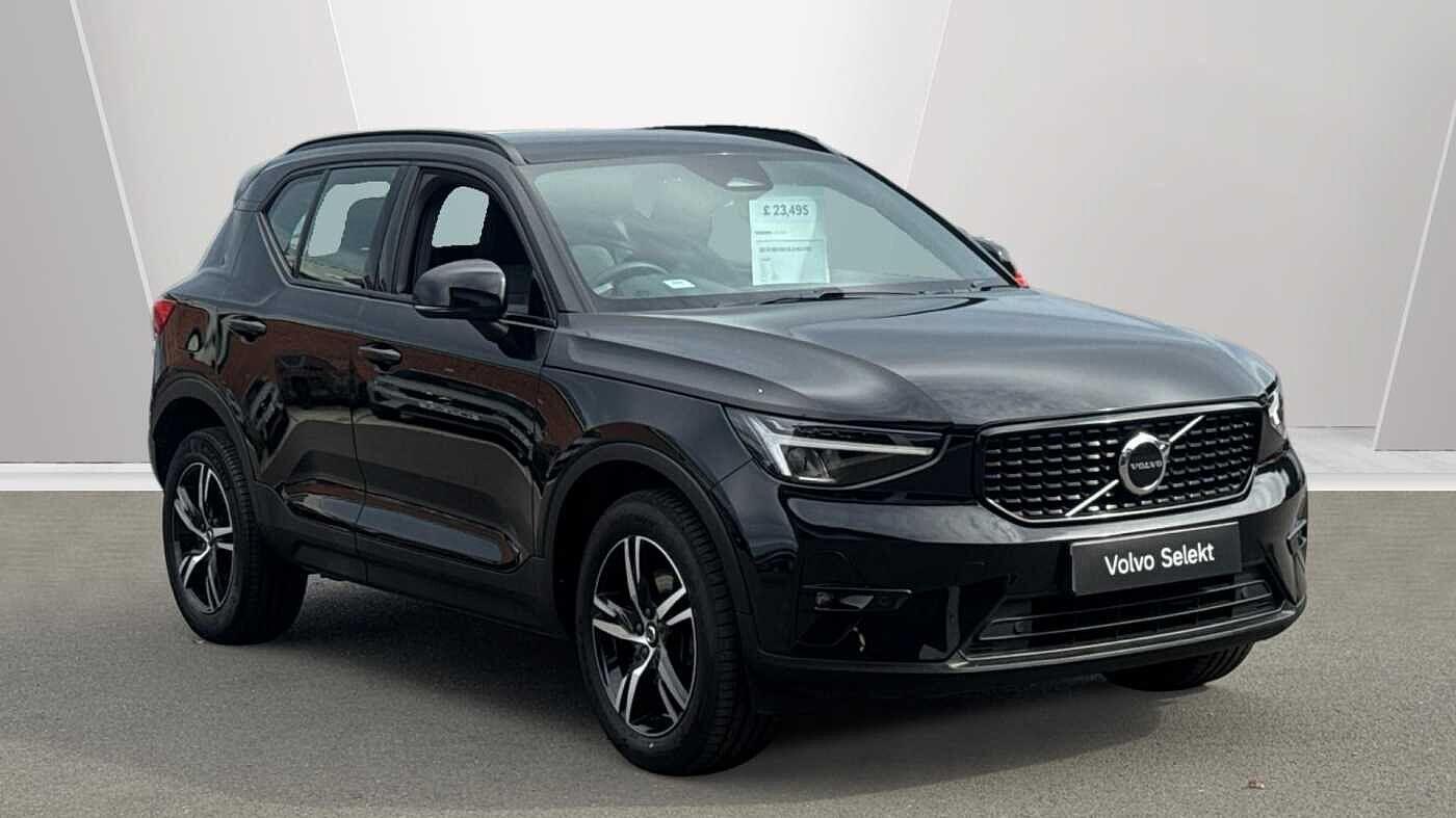 Main listing image - Volvo XC40