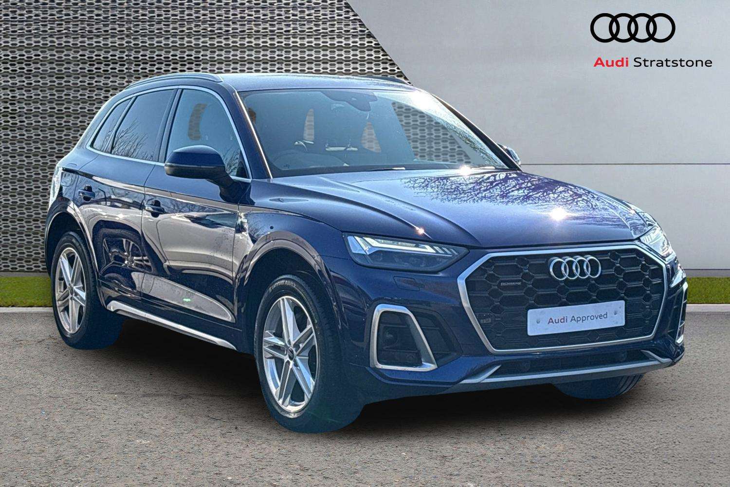 Main listing image - Audi Q5