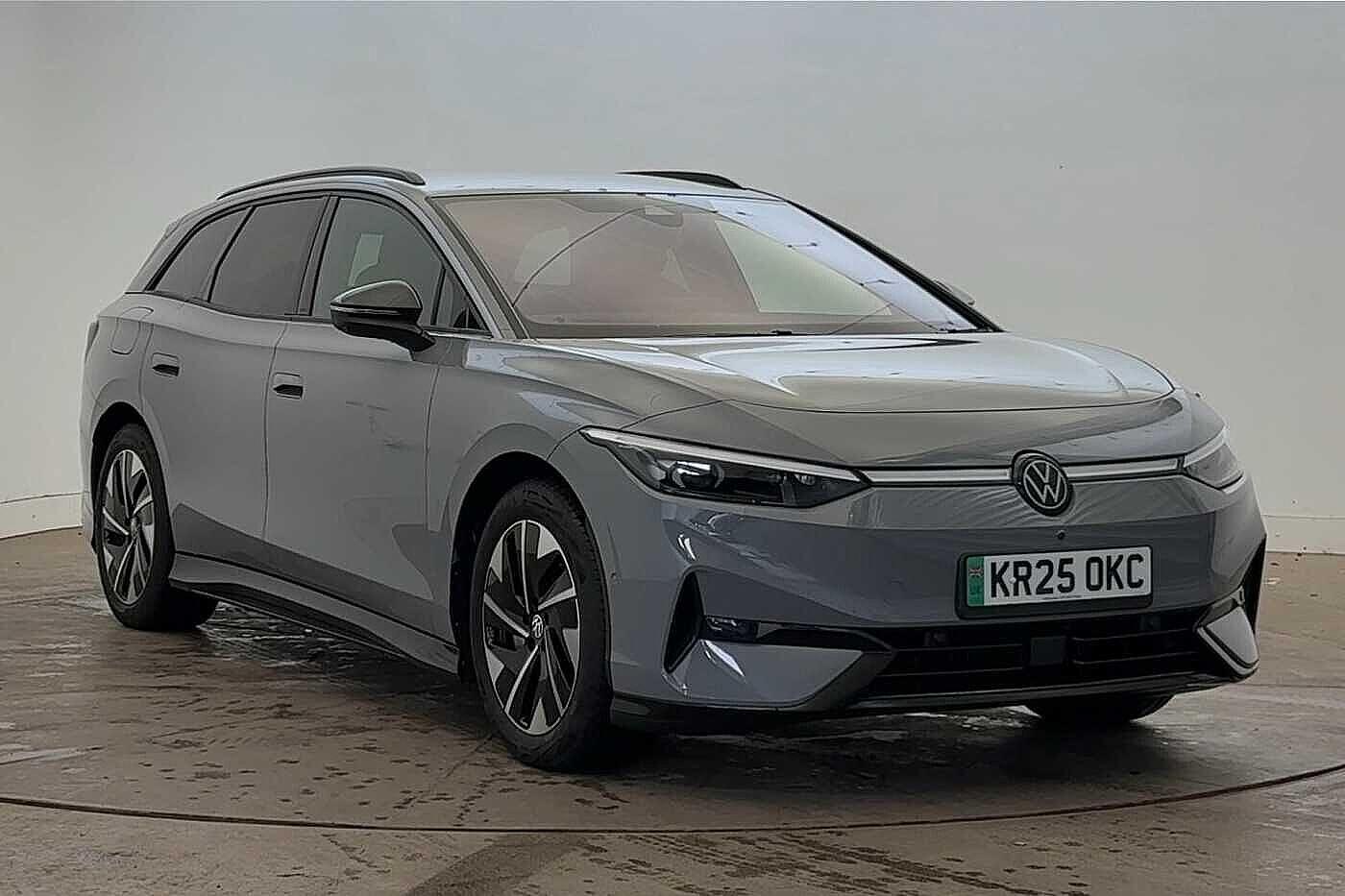 Main listing image - Volkswagen ID.7