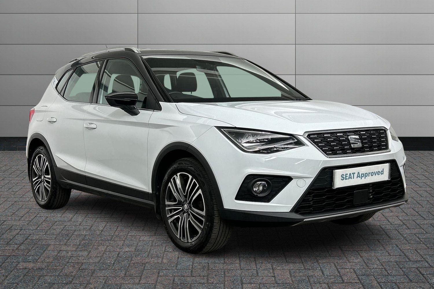 Main listing image - SEAT Arona