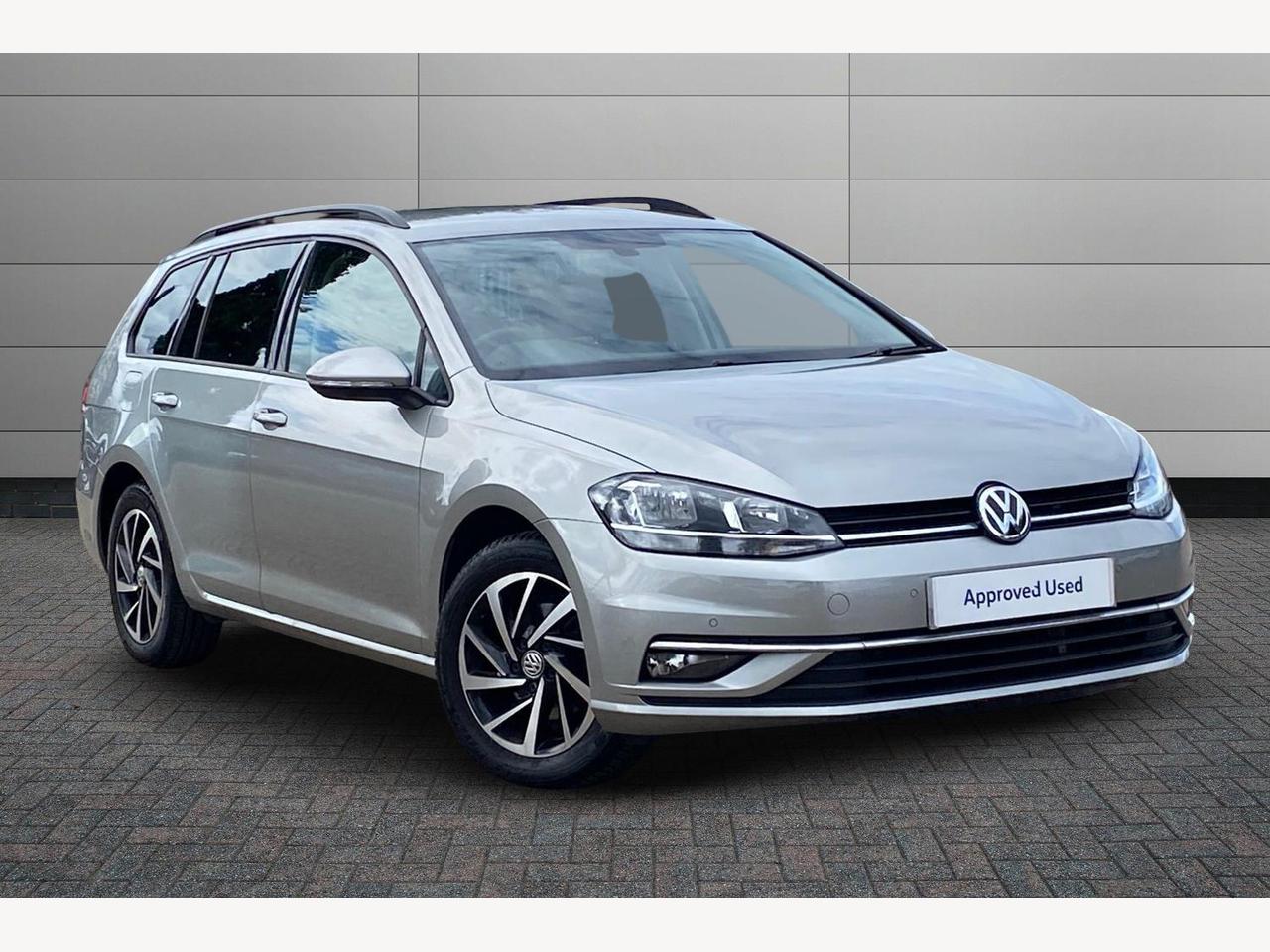 Main listing image - Volkswagen Golf Estate