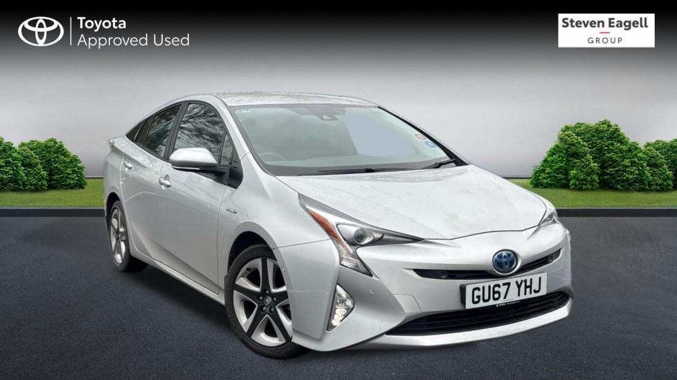 Main listing image - Toyota Prius