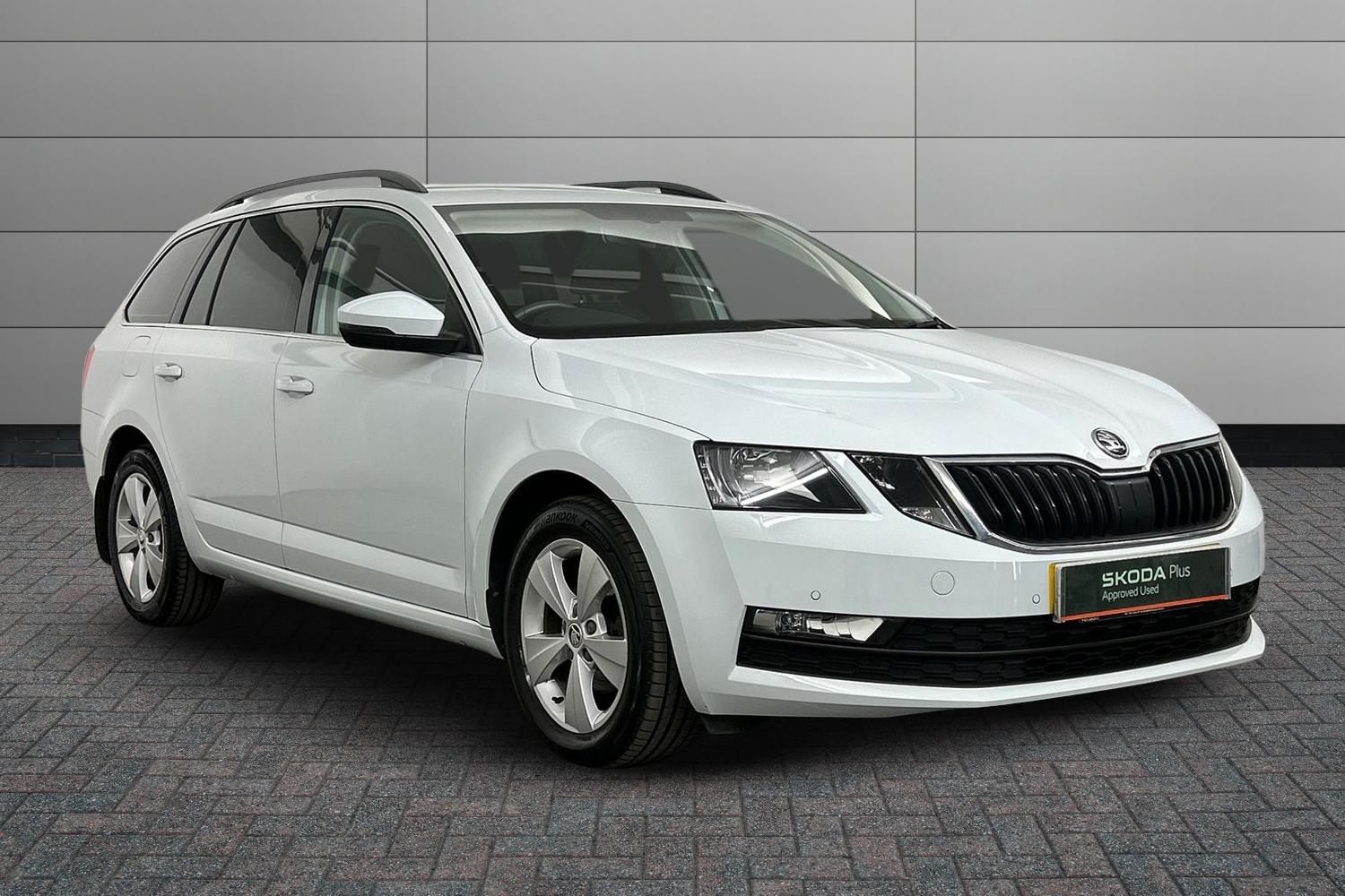 Main listing image - Skoda Octavia Estate