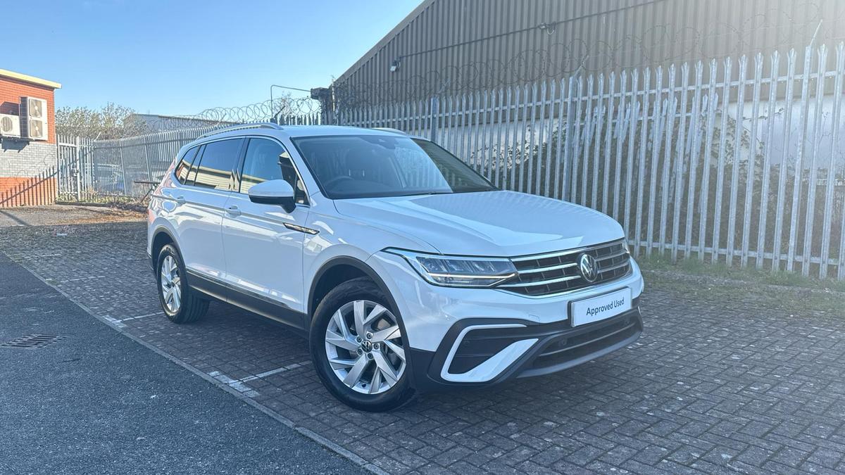 Main listing image - Volkswagen Tiguan Allspace