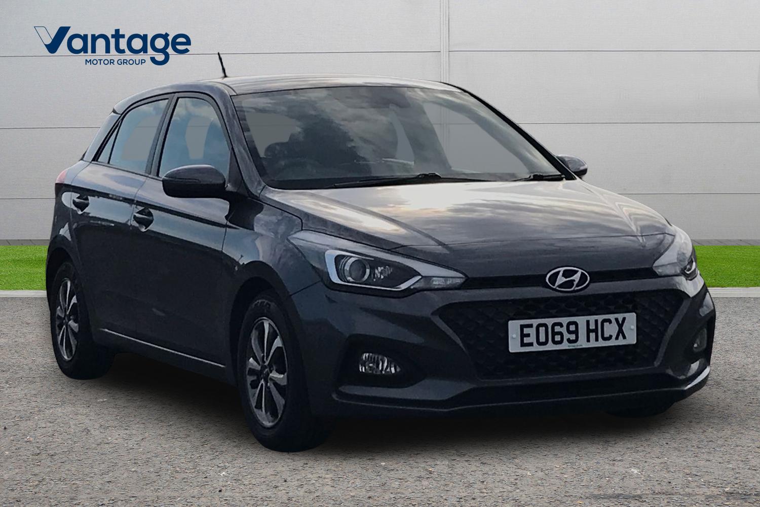 Main listing image - Hyundai i20