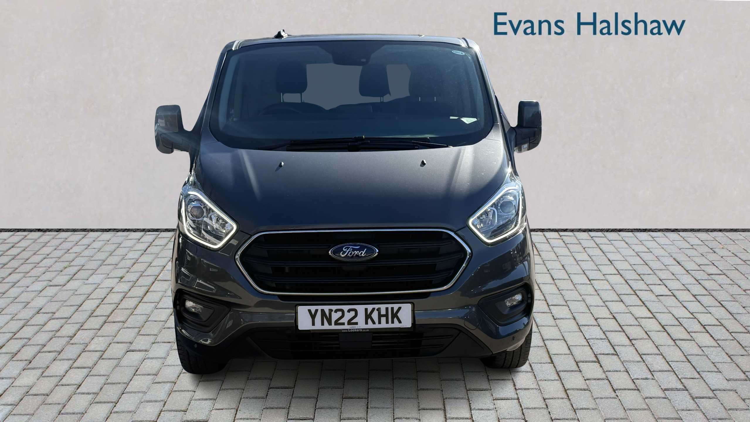 Main listing image - Ford Transit Custom