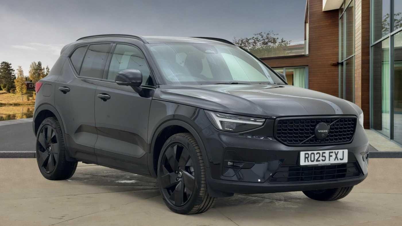 Main listing image - Volvo XC40