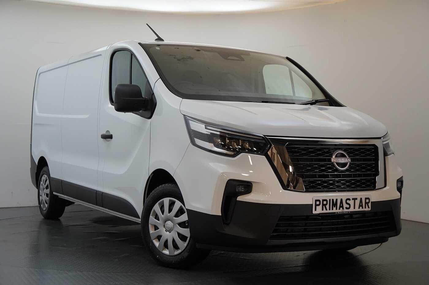 Main listing image - Nissan Primastar