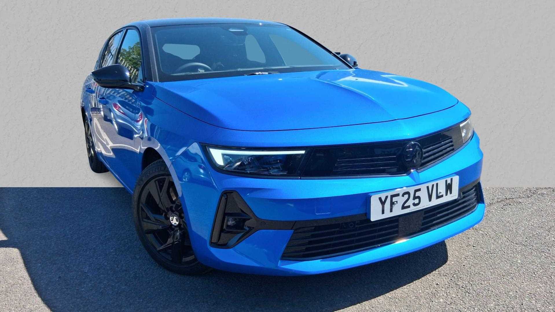 Main listing image - Vauxhall Astra