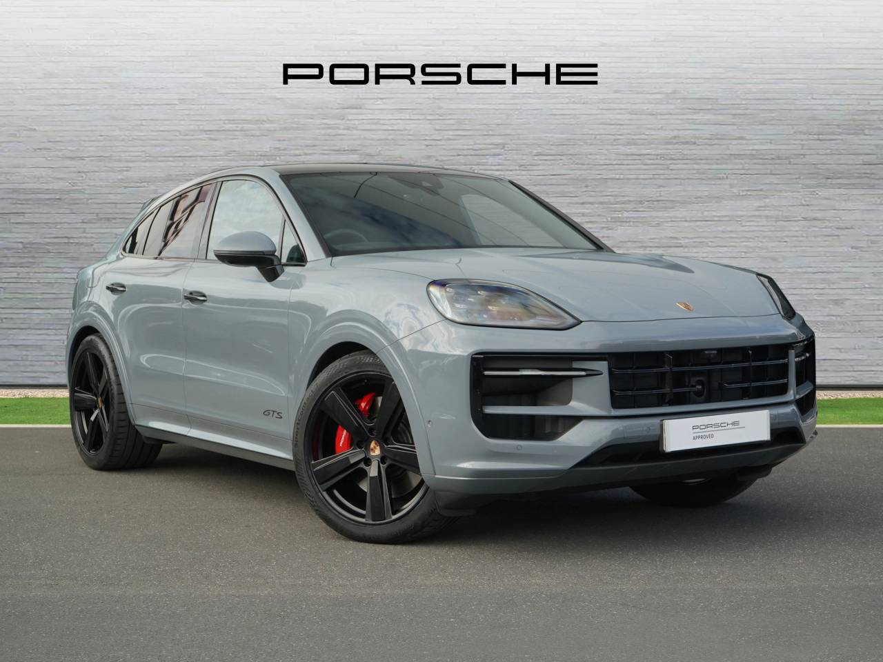 Main listing image - Porsche Cayenne