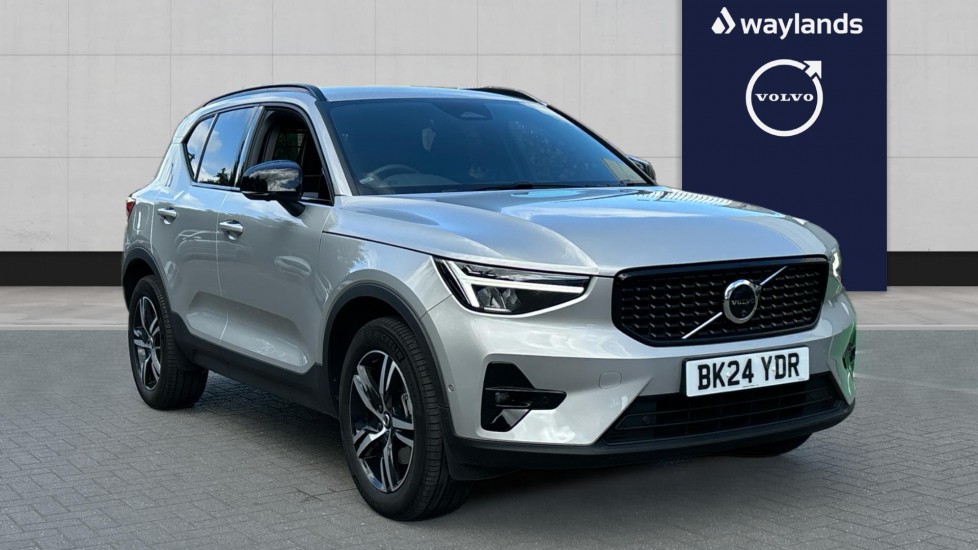 Main listing image - Volvo XC40