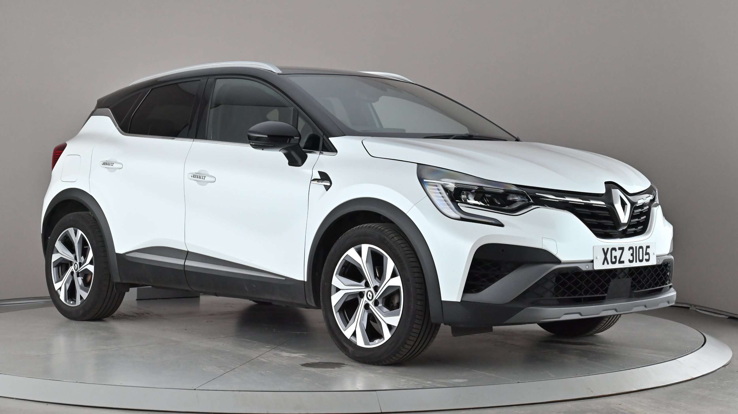 Main listing image - Renault Captur