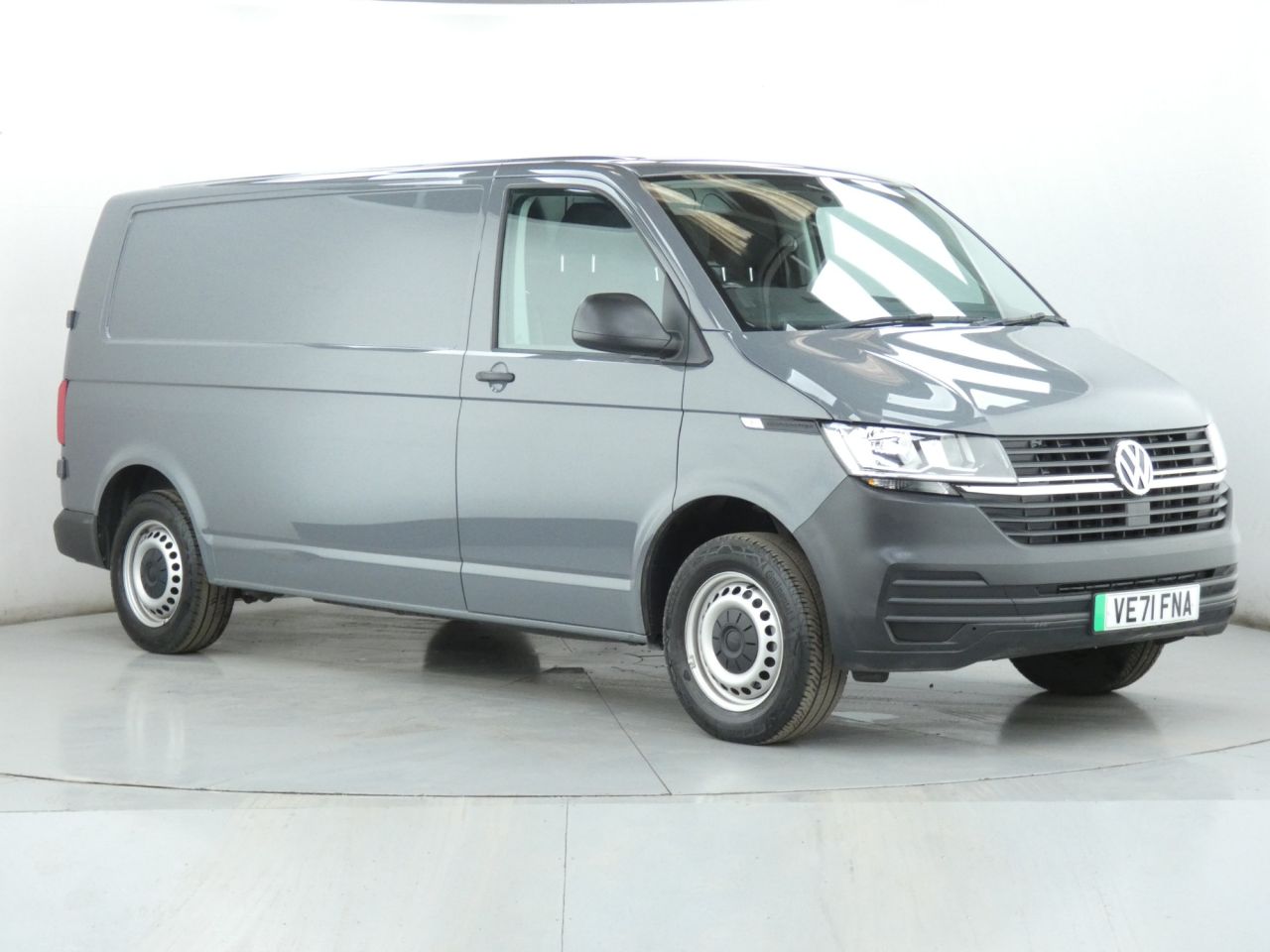 Main listing image - Volkswagen Transporter