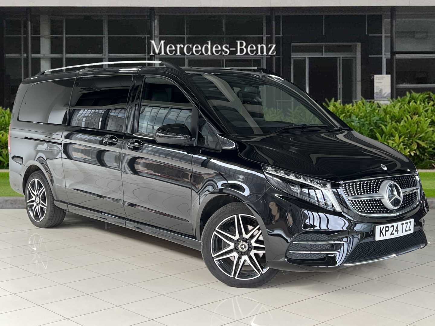 Main listing image - Mercedes-Benz V-Class