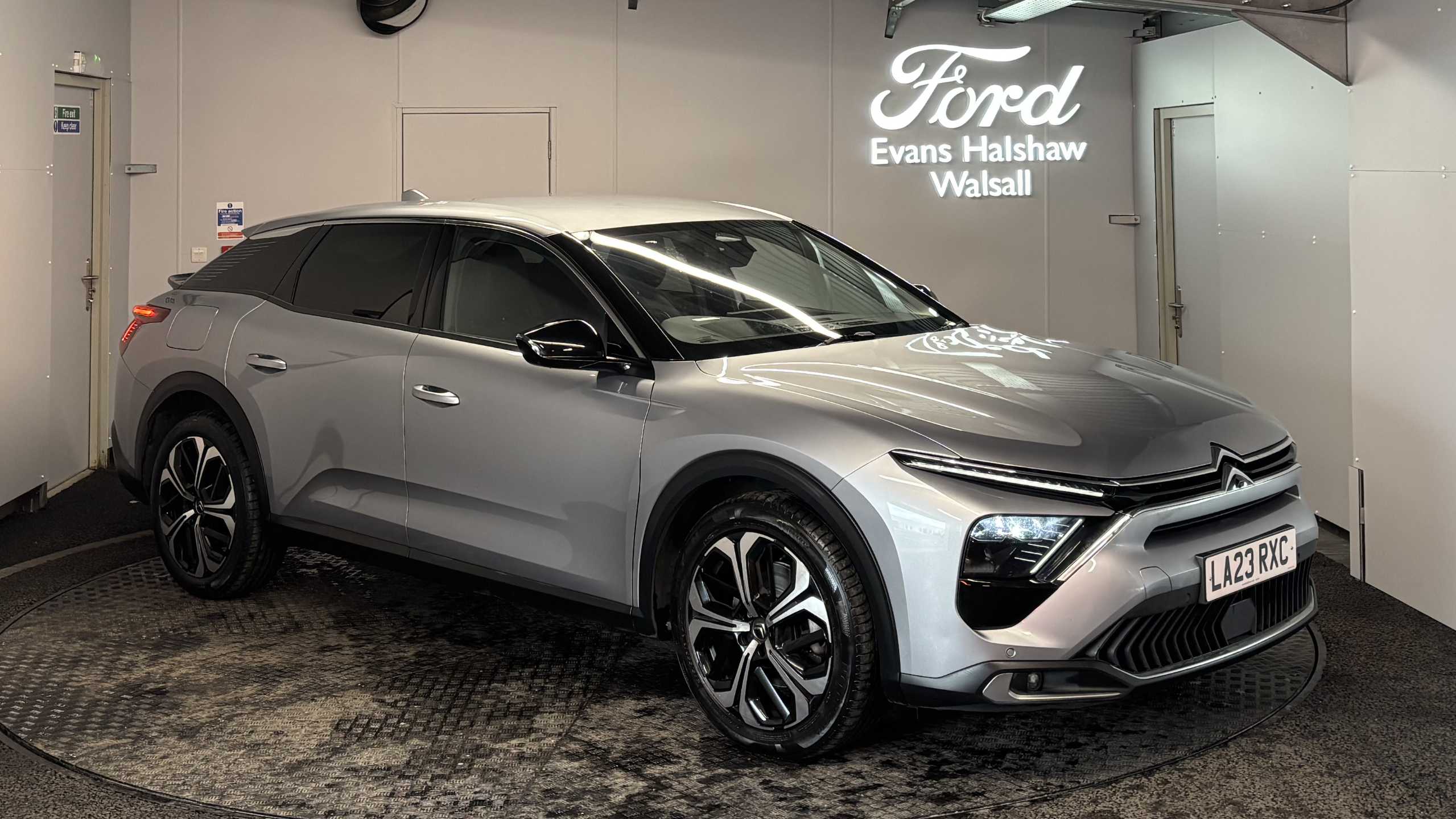 Main listing image - Citroen C5 X