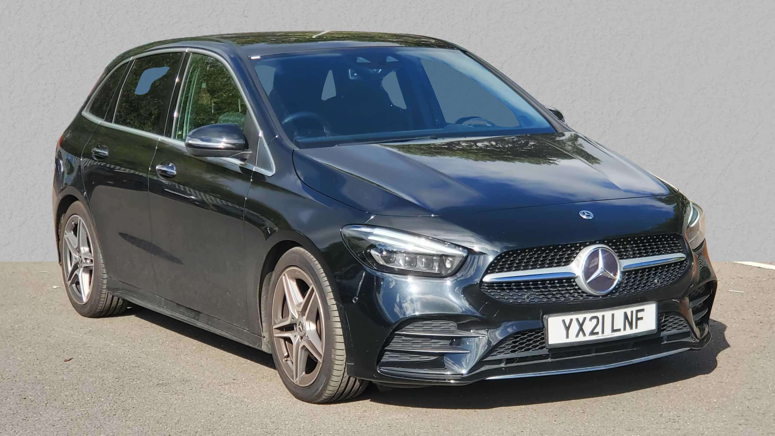 Main listing image - Mercedes-Benz B-Class