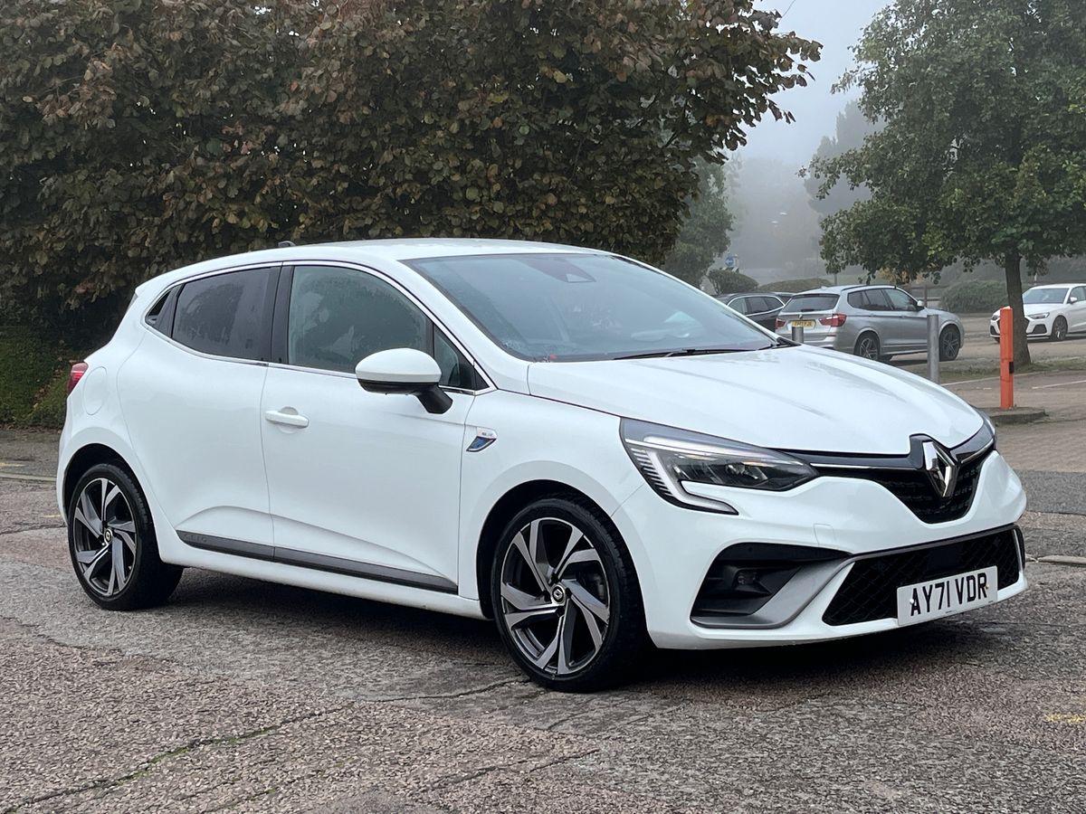 Main listing image - Renault Clio