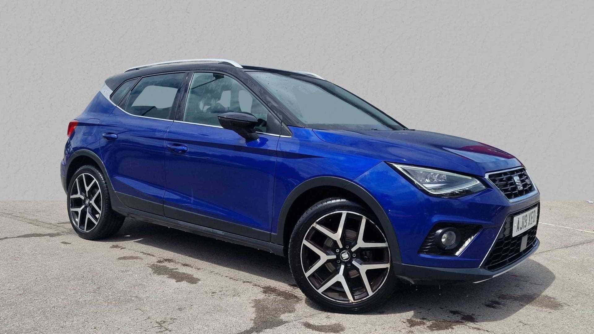 Main listing image - SEAT Arona